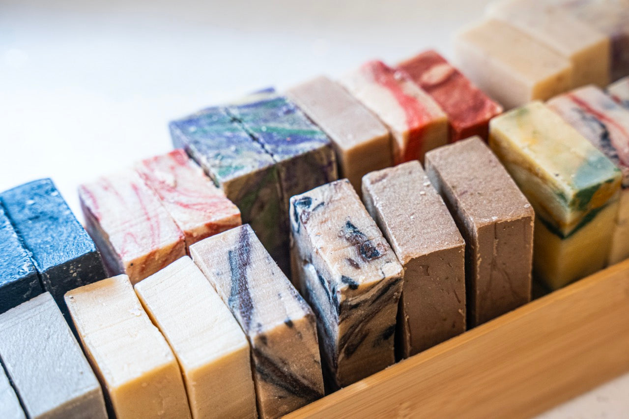 Facial & Body Bar Soap | Oatmeal, Milk & Honey (Goat's Milk)