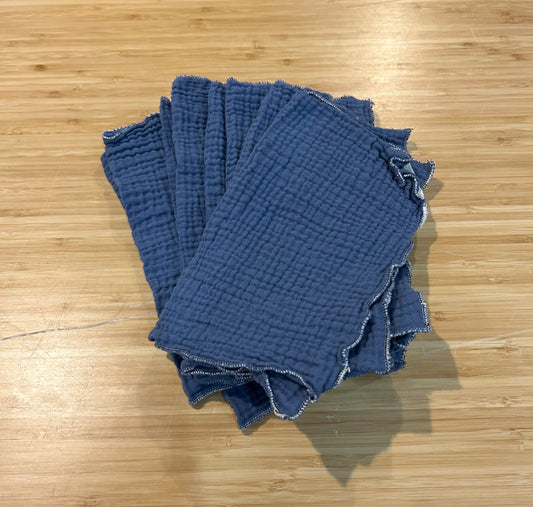 Bitty Cloth