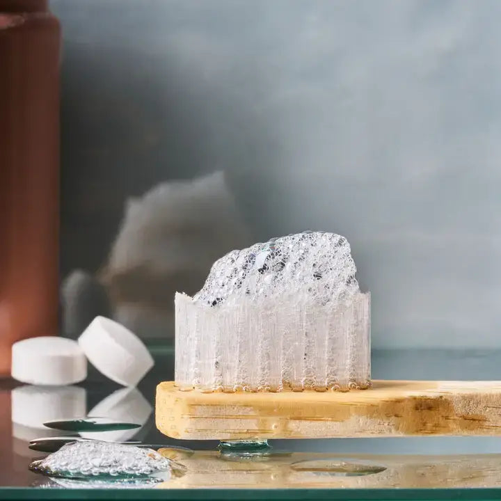 Huppy Toothpaste Tablets in Tin | Peppermint