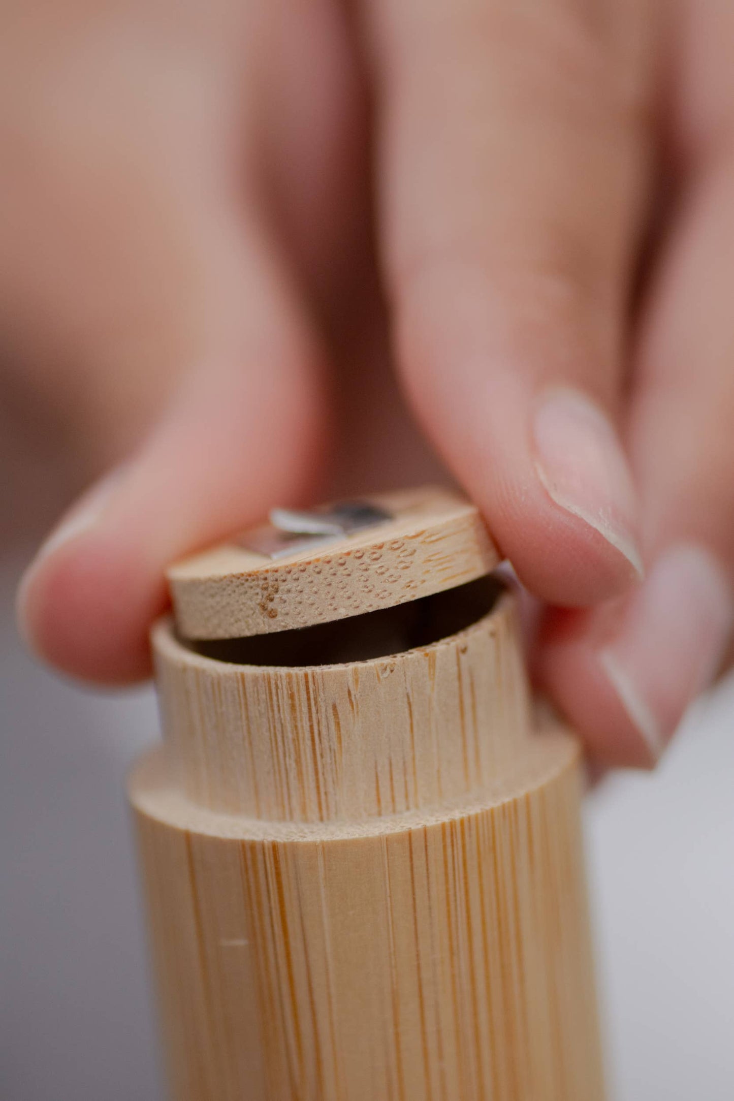 Floss | Bamboo Container