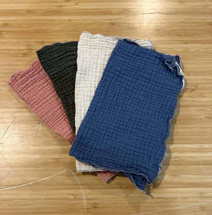 Bitty Cloth
